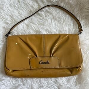 COACH Wristlet / Mini Purse